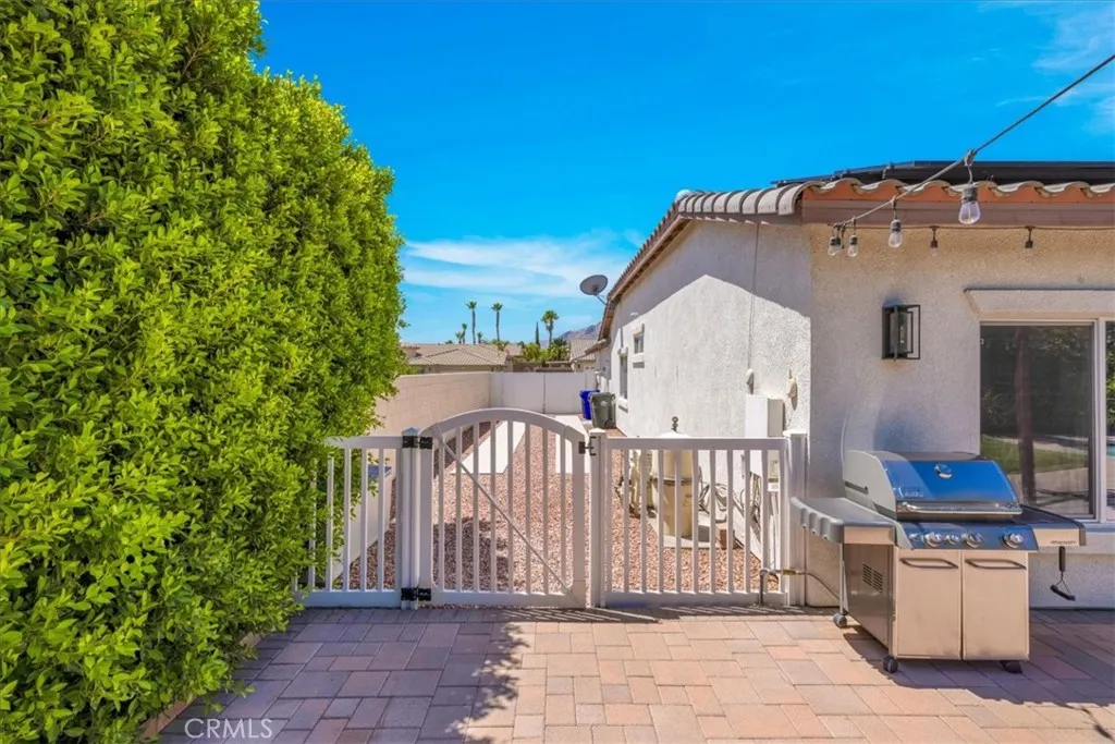 972 Mira Grande, Palm Springs, California 92262 home-pic-35